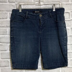 Beau Dawson Denim Bermuda style Jean Shorts size 10P womens